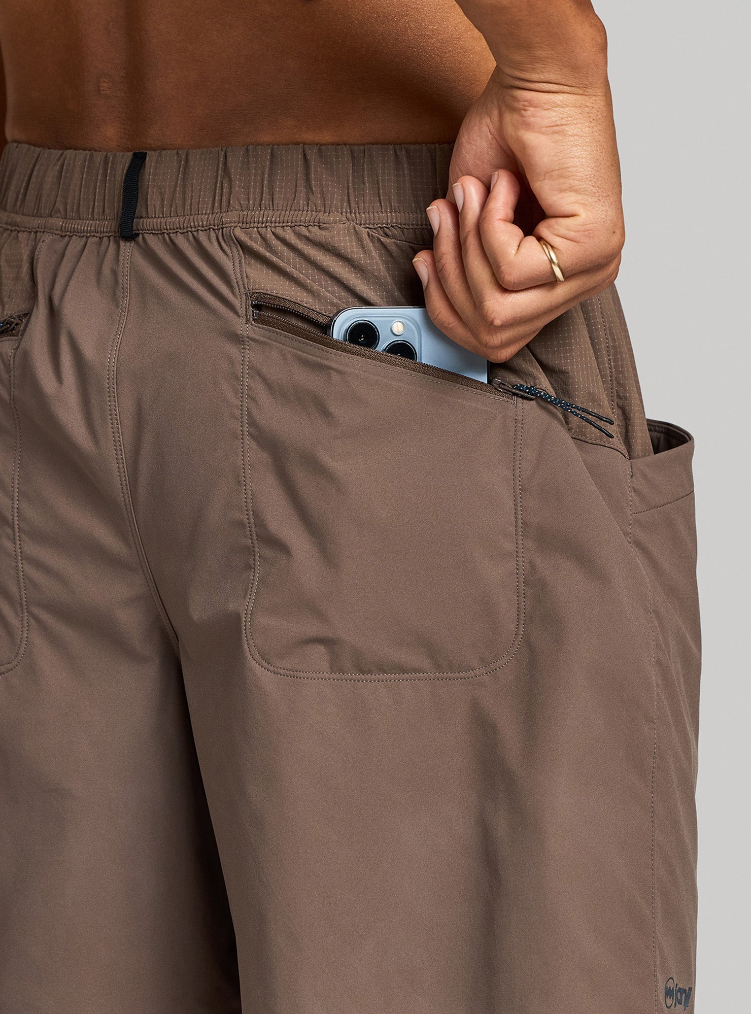 M's 6" Trekker Short